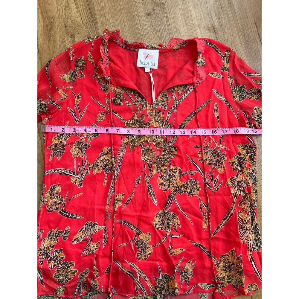Bella Tu NWT Red Floral Embellished Silk Feel Boho Tunic Blouse Size S - Picture 6 of 7